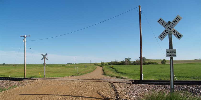 passive railgrade crossing - Photo by Andrew Filer-